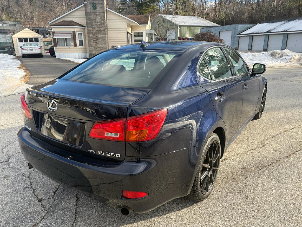 2007 Lexus IS Image 13