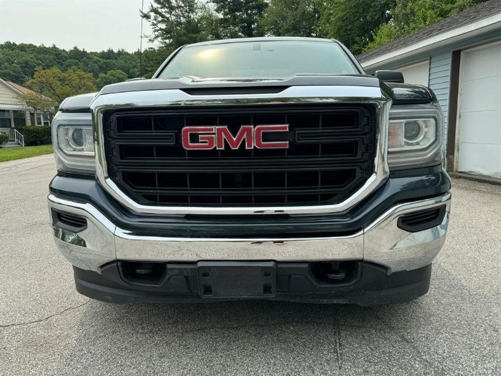 2018 GMC Sierra 1500 Image 2