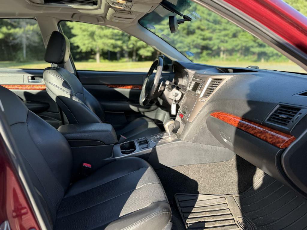 2012 Subaru Legacy Image 10