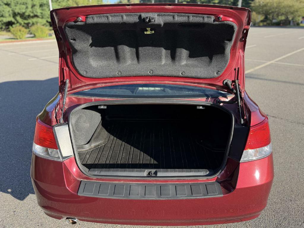 2012 Subaru Legacy Image 15