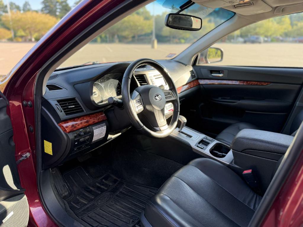 2012 Subaru Legacy Image 17