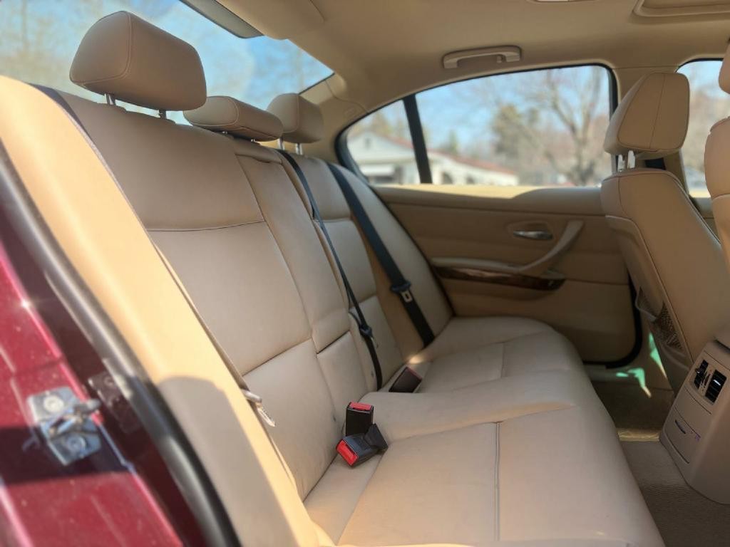 2008 BMW 3 Series Image 12