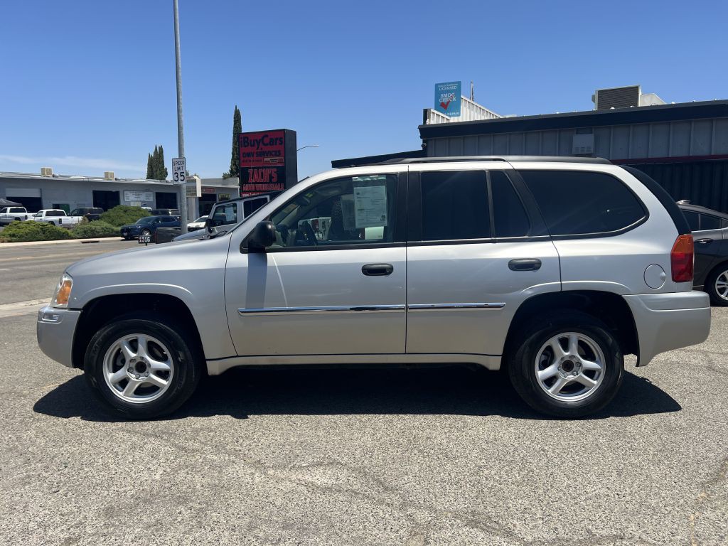 2007 GMC Envoy Image 2