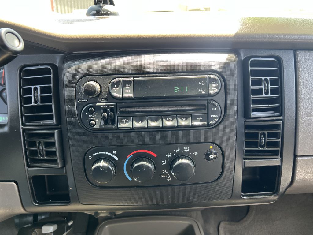 2003 Dodge Dakota Image 10