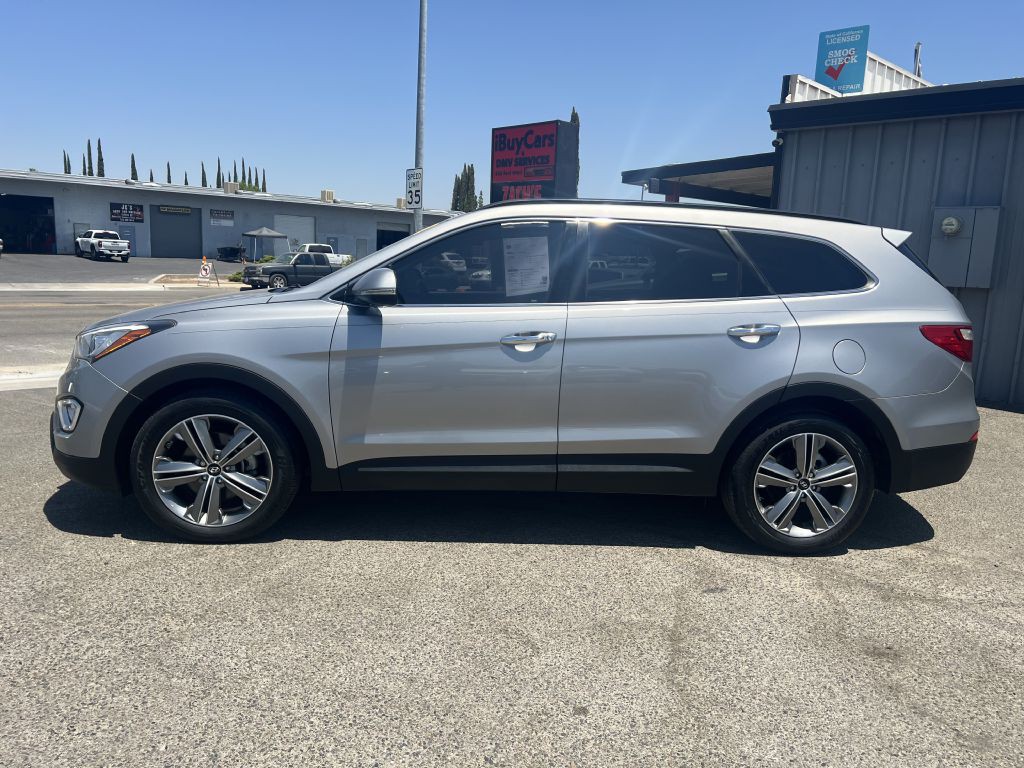 2016 Hyundai Santa Fe Image 2