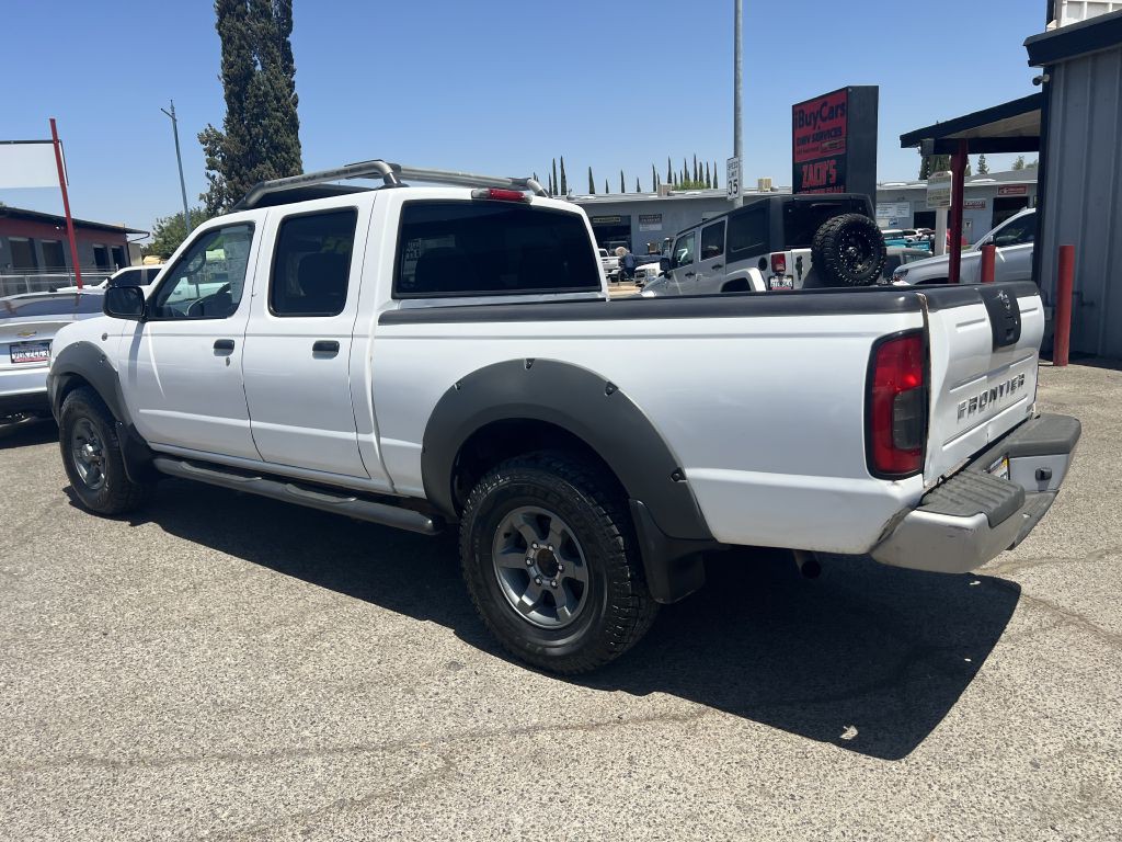 2002 Nissan Frontier Image 3