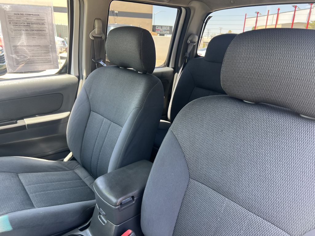 2002 Nissan Frontier Image 9