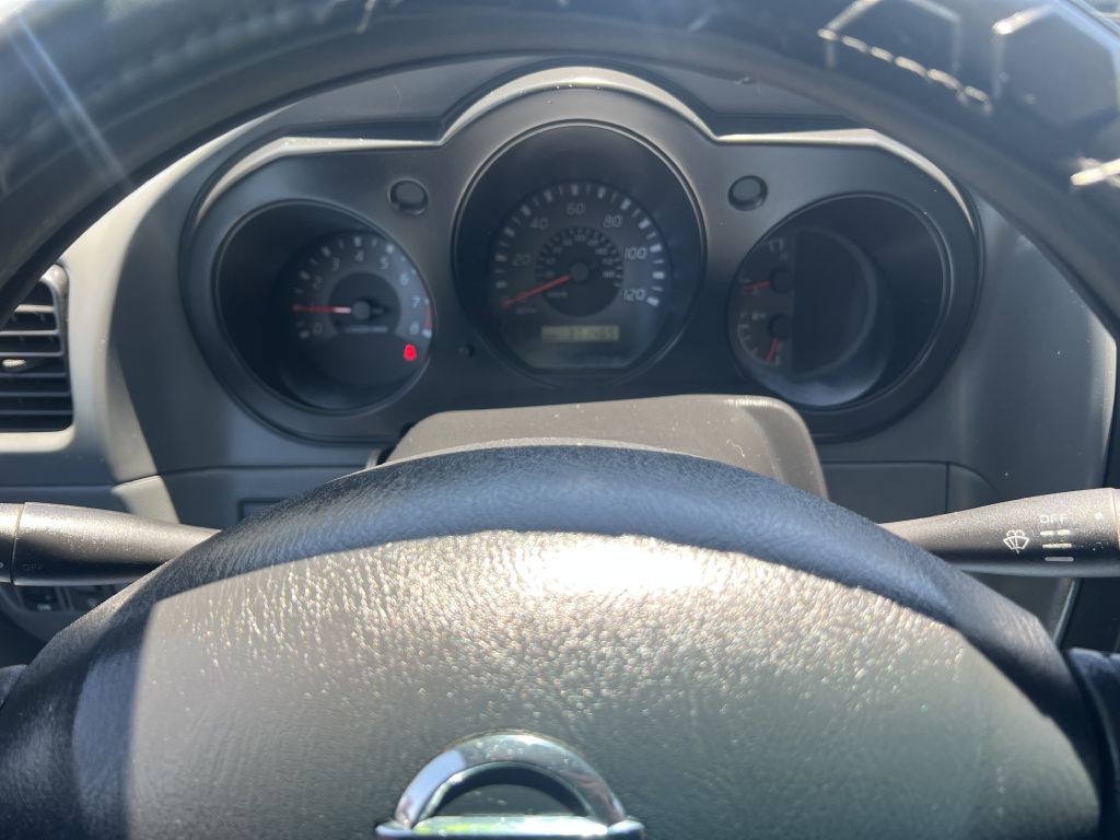 2002 Nissan Frontier Image 11