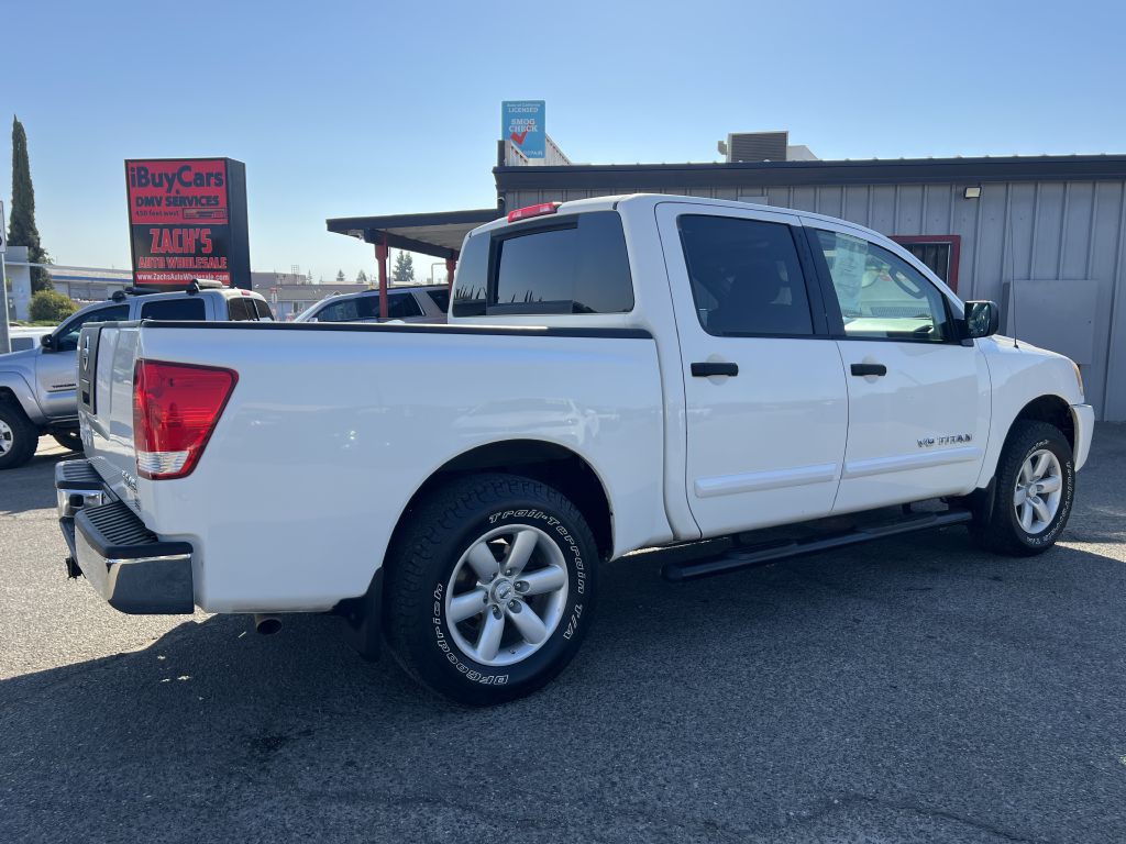 2009 Nissan Titan Image 6
