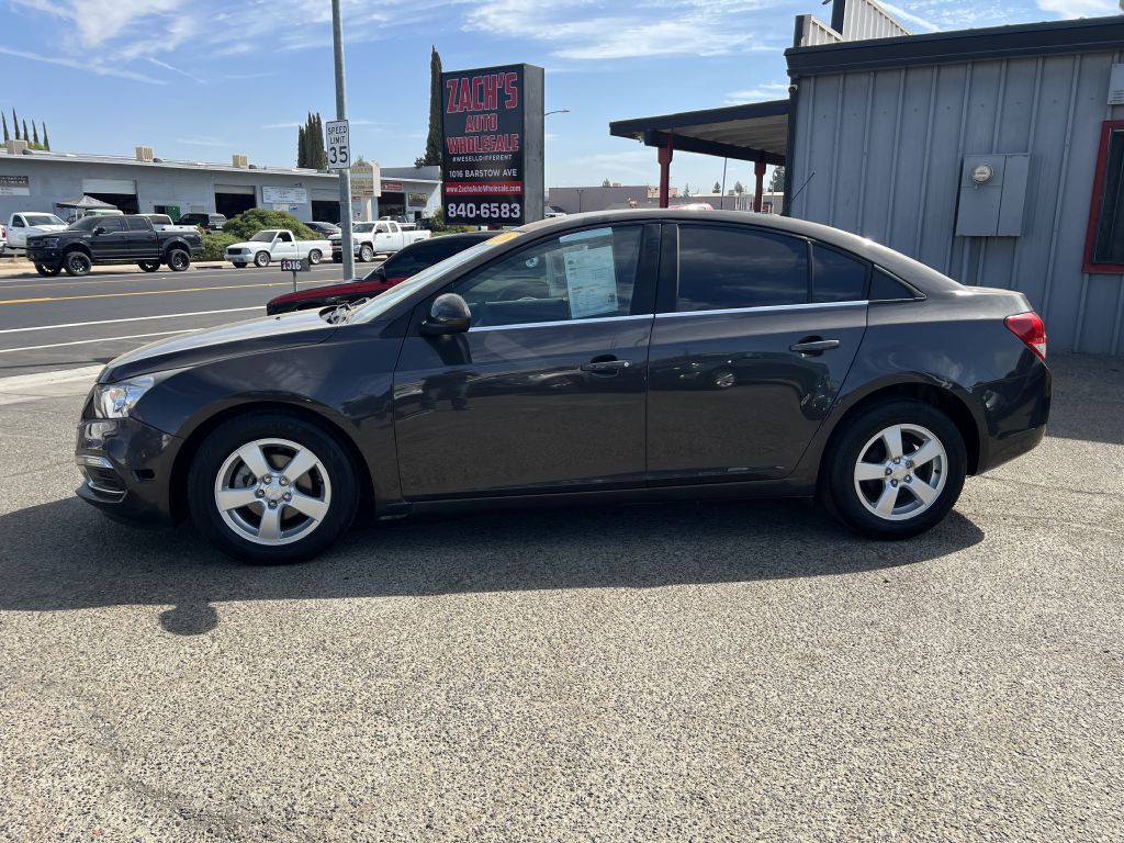 2016 Chevrolet Cruze Image 2
