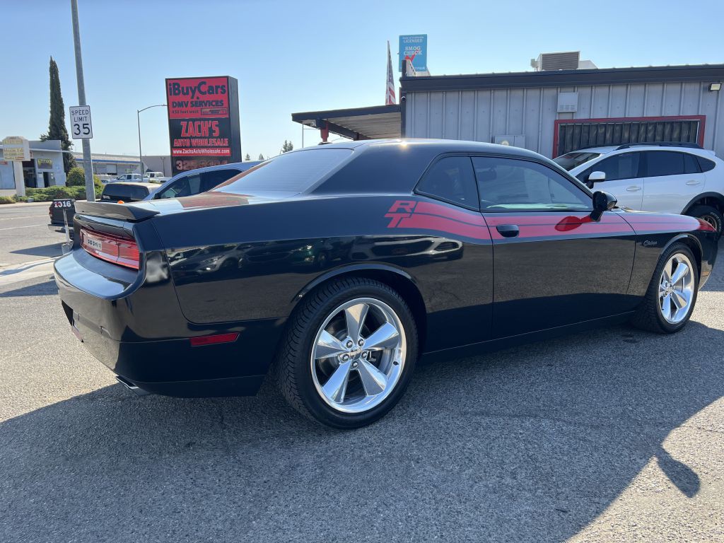 2014 Dodge Challenger Image 6