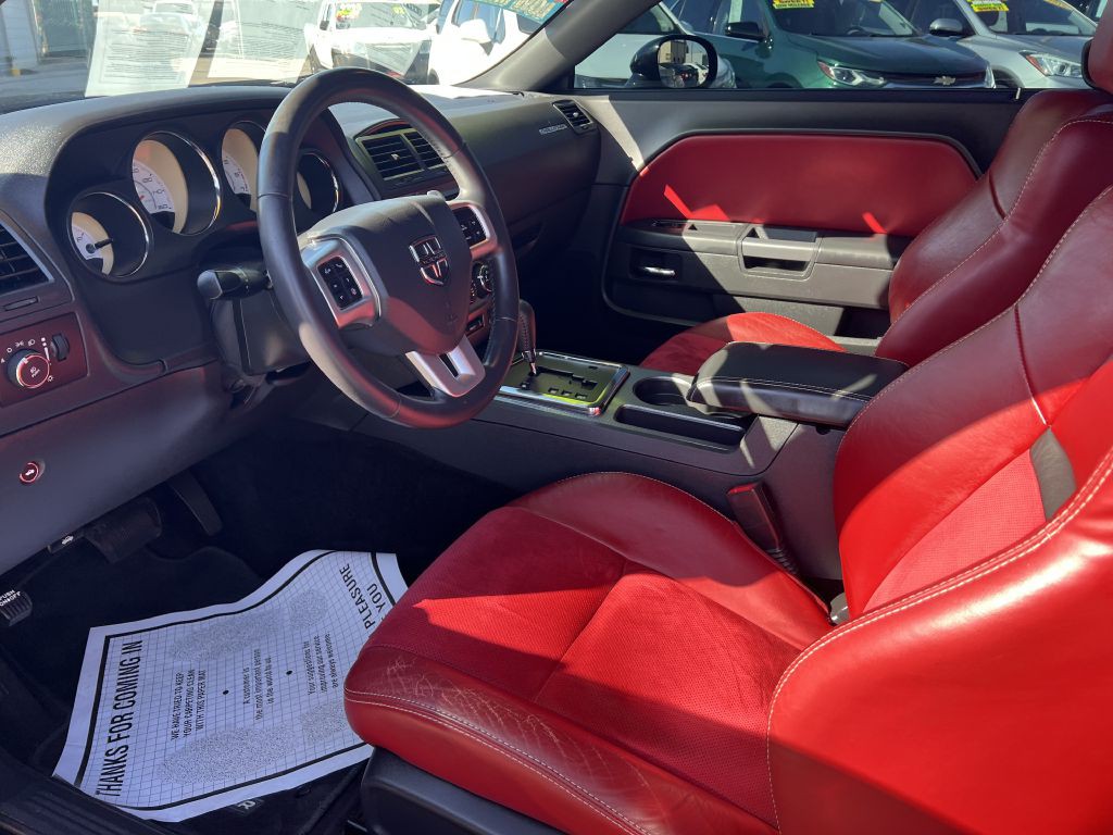 2014 Dodge Challenger Image 7