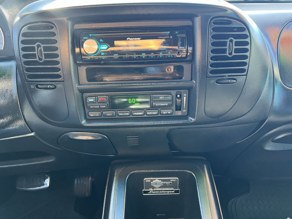 2002 Ford F-150 Image 10
