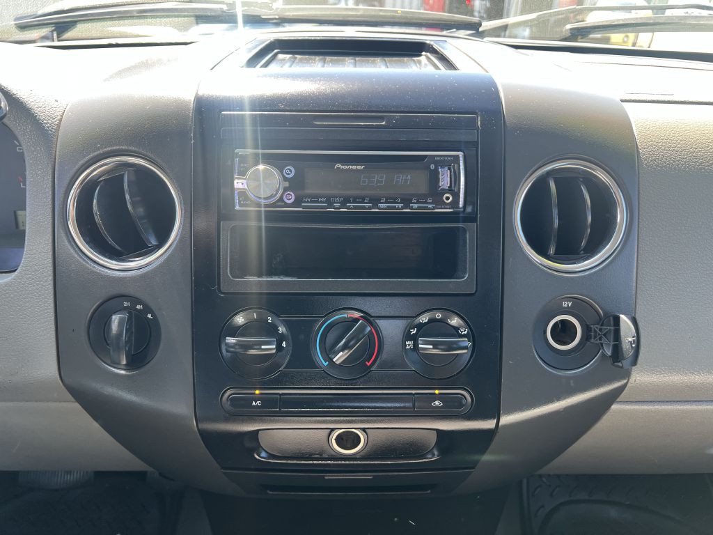 2005 Ford F-150 Image 10