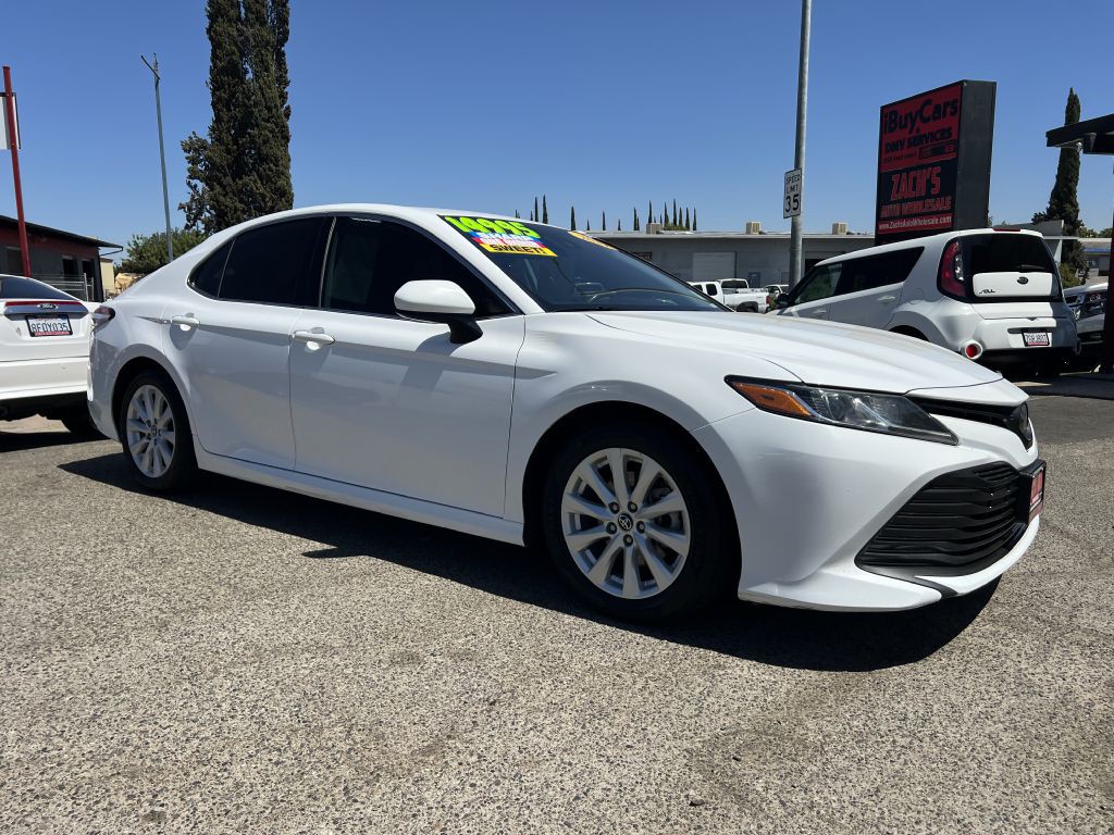 2019 Toyota Camry Image 4