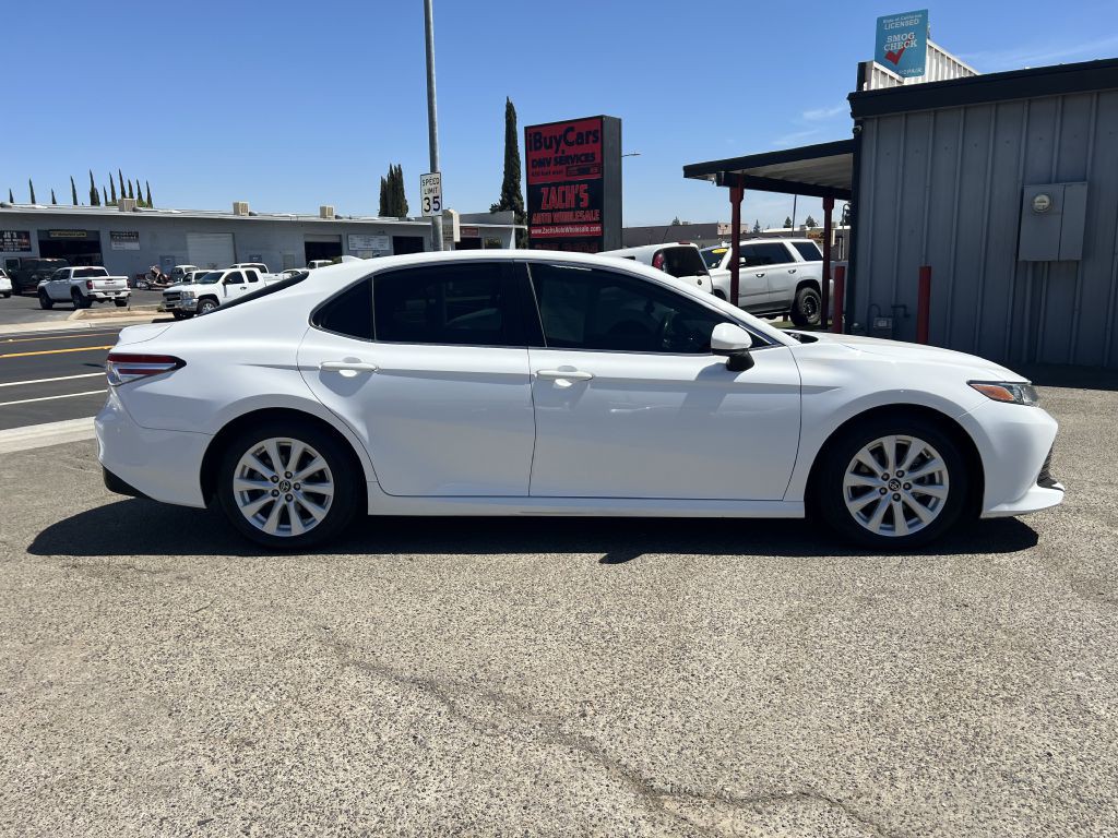 2019 Toyota Camry Image 5