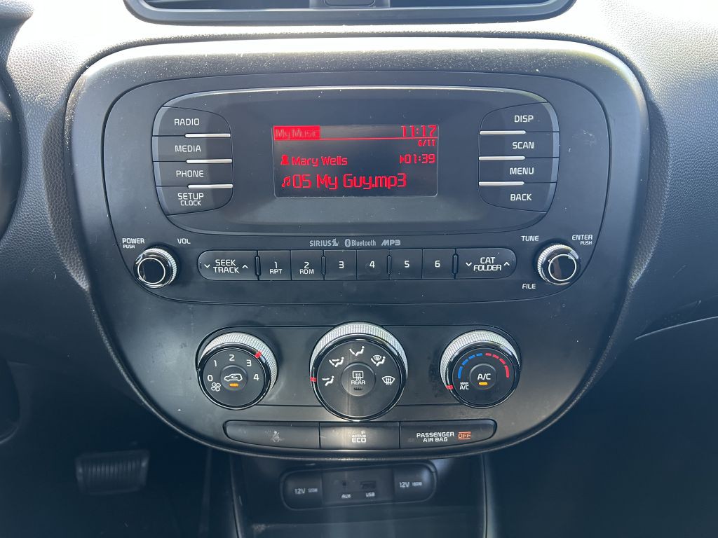 2014 Kia Soul Image 10
