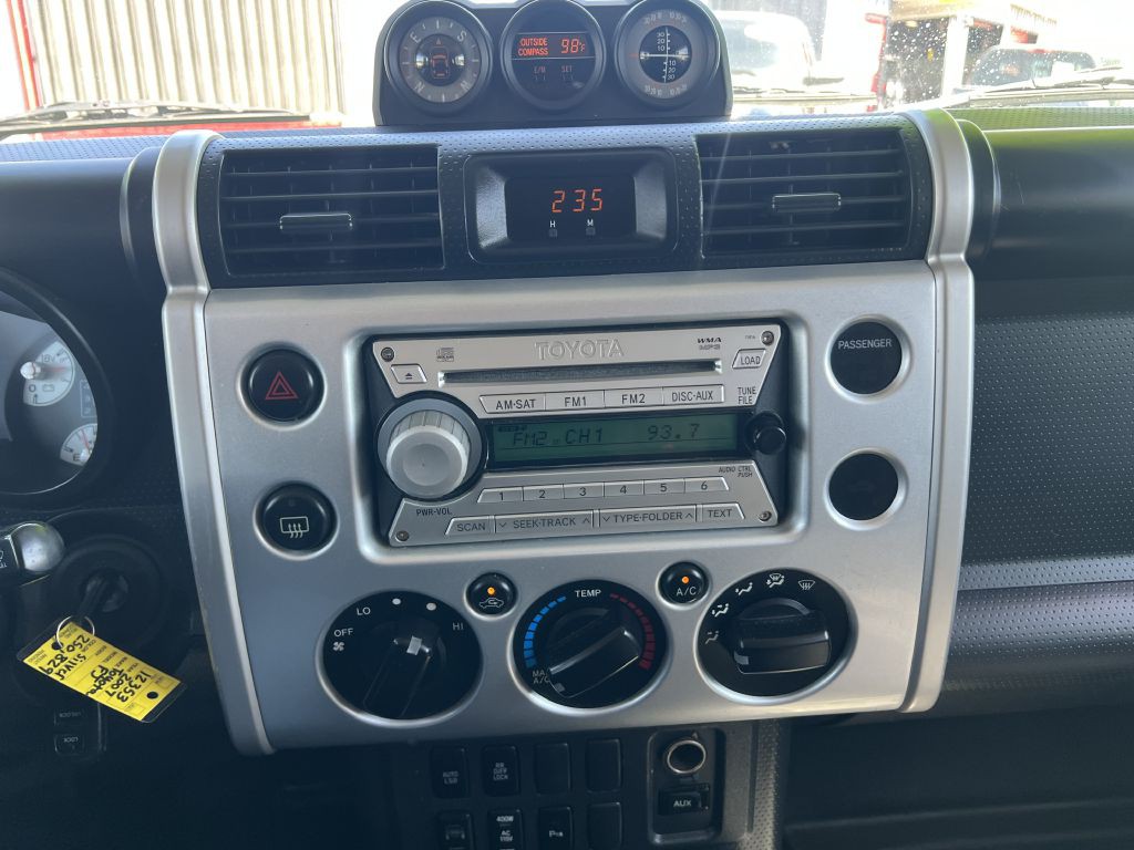 2007 Toyota FJ Cruiser Image 10