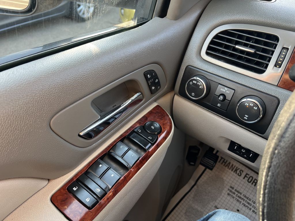 2010 Chevrolet Silverado 1500 Image 12