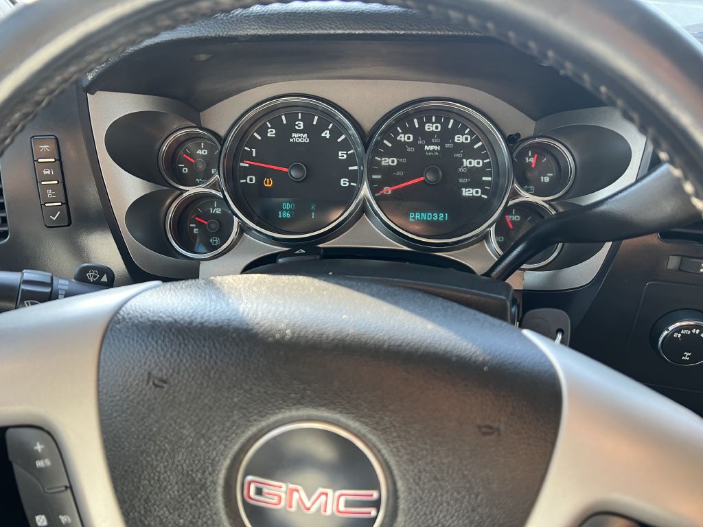 2008 GMC Sierra Image 11