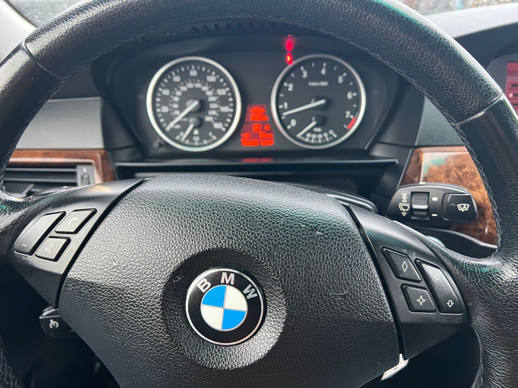 2008 BMW 5 Series Image 12