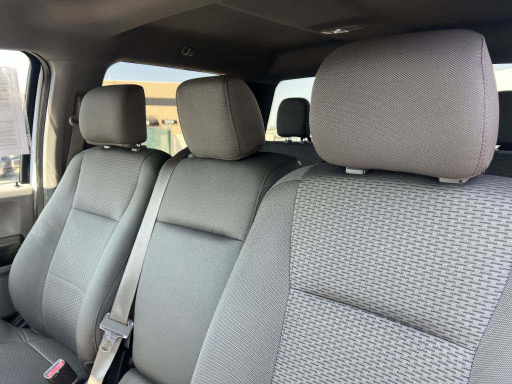 2015 Ford F-150 Image 9
