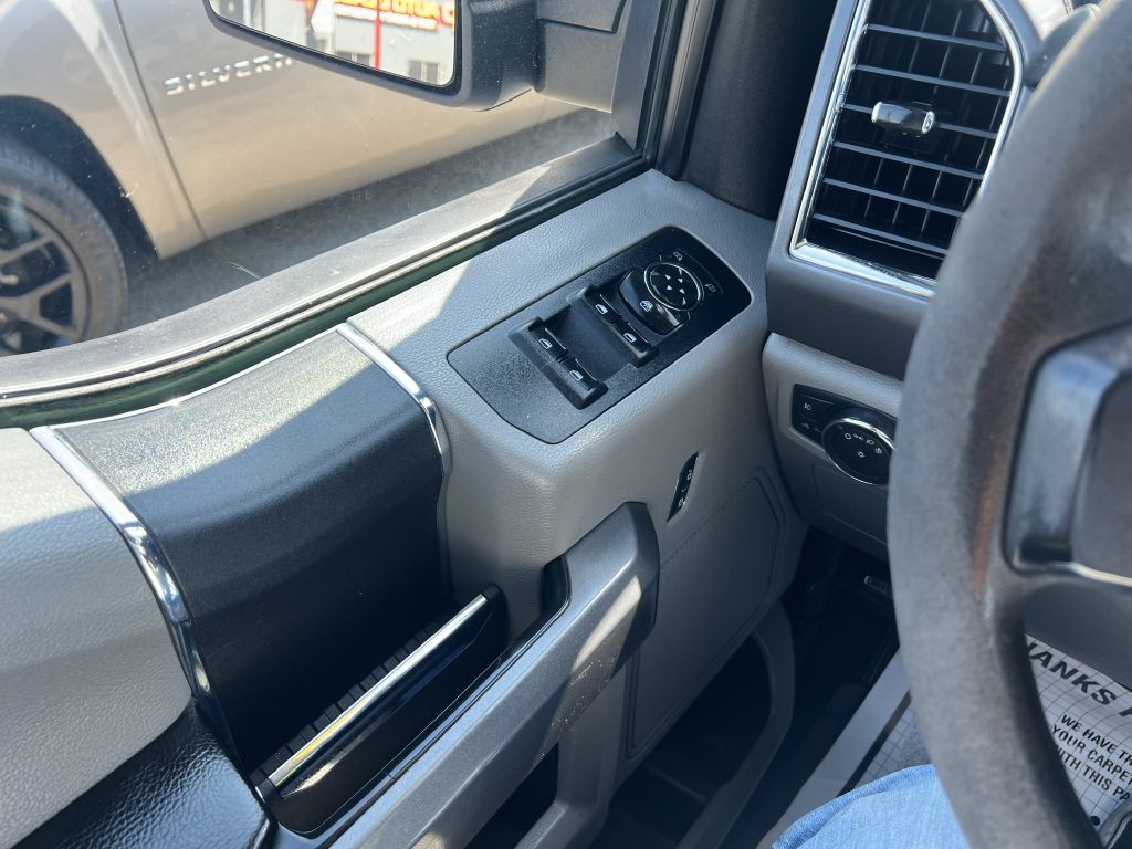 2015 Ford F-150 Image 12