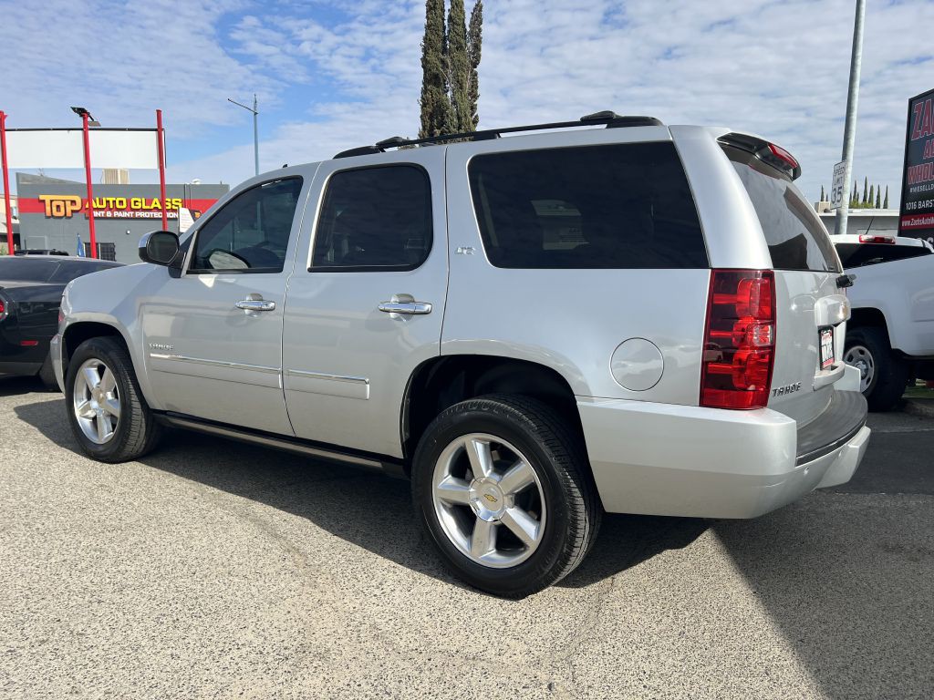 2012 Chevrolet Tahoe Image 3