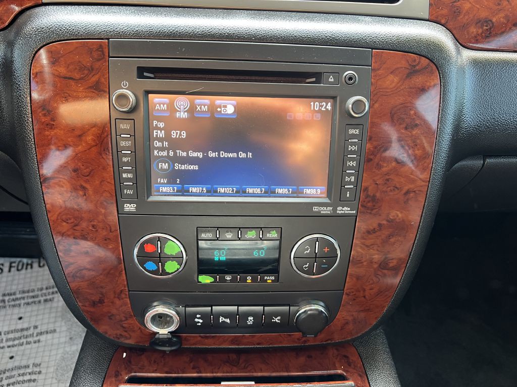 2012 Chevrolet Tahoe Image 11
