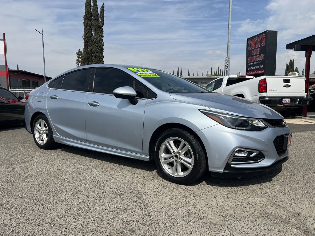 2017 Chevrolet Cruze Image 4