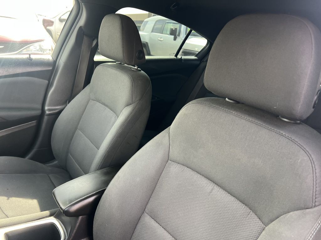 2017 Chevrolet Cruze Image 9