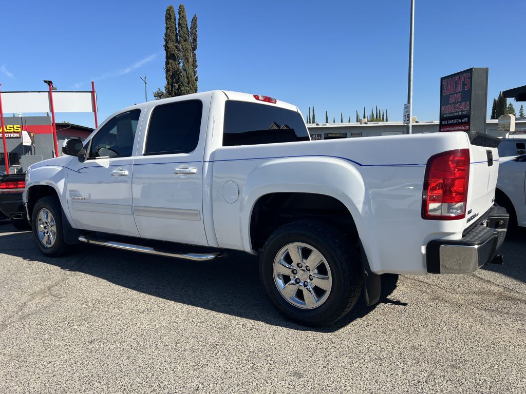 2010 GMC Sierra Image 3