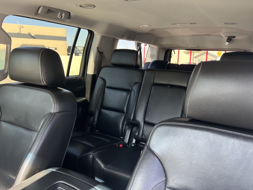 2018 Chevrolet Suburban Image 9