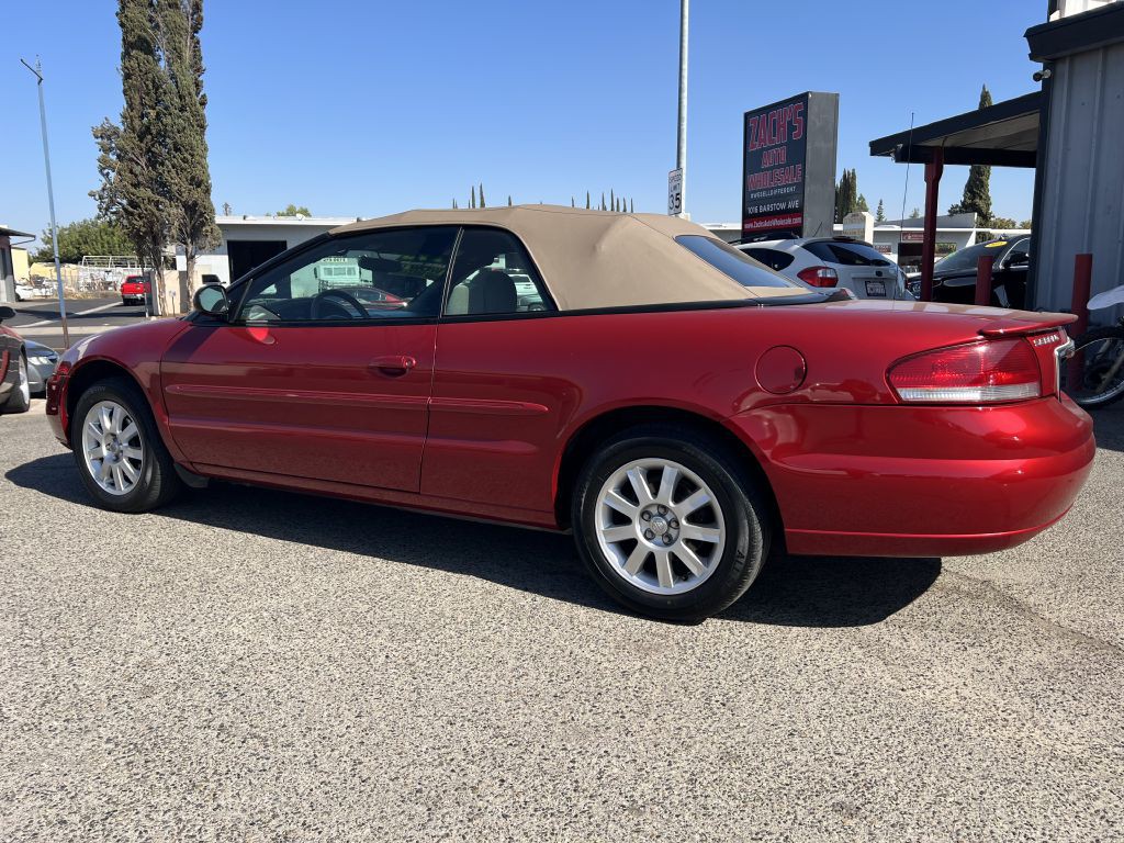 2002 Chrysler Sebring Image 3