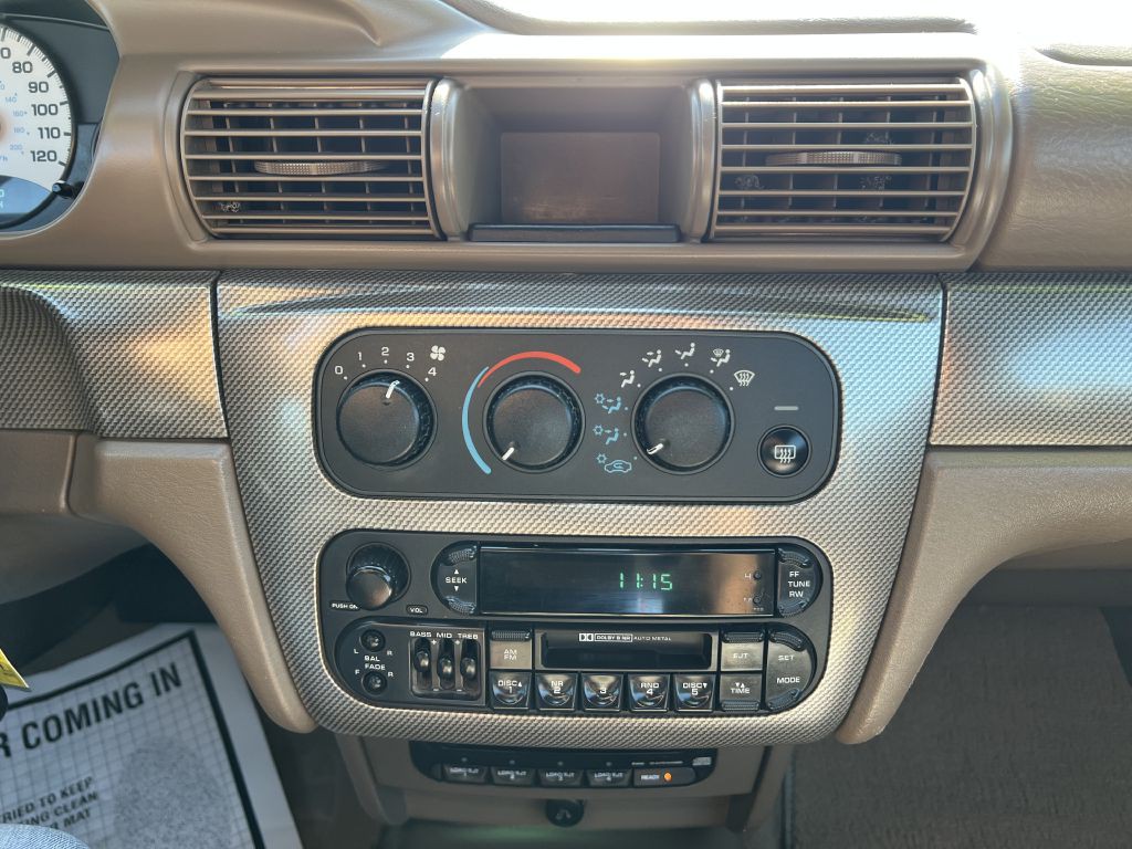 2002 Chrysler Sebring Image 10