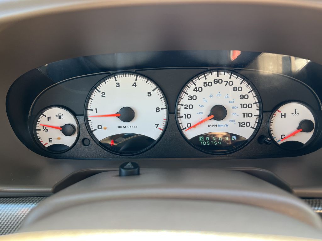 2002 Chrysler Sebring Image 11