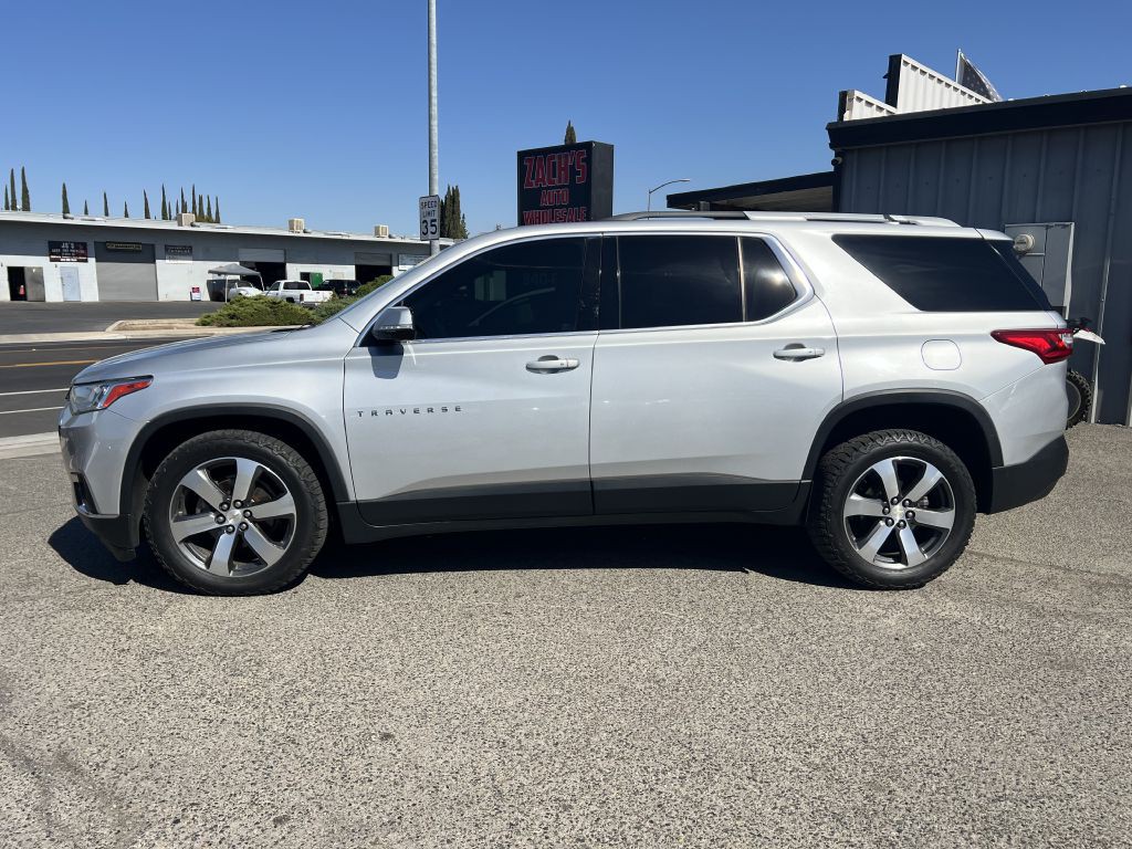 2018 Chevrolet Traverse Image 2