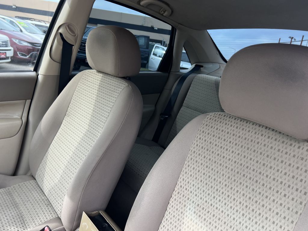 2006 Ford Focus Image 9