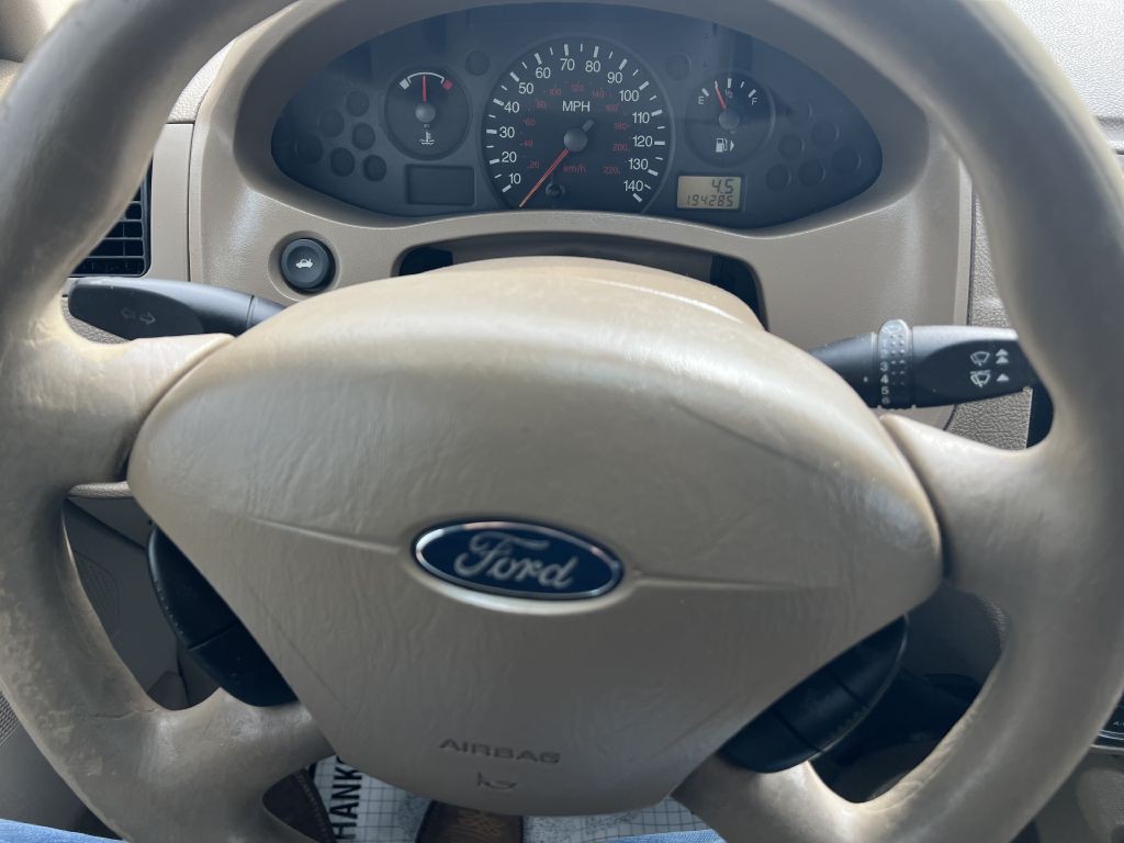 2006 Ford Focus Image 11