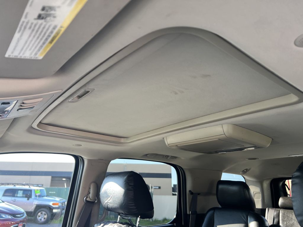 2011 GMC Yukon Image 10