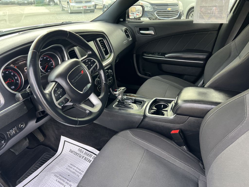 2015 Dodge Charger Image 8