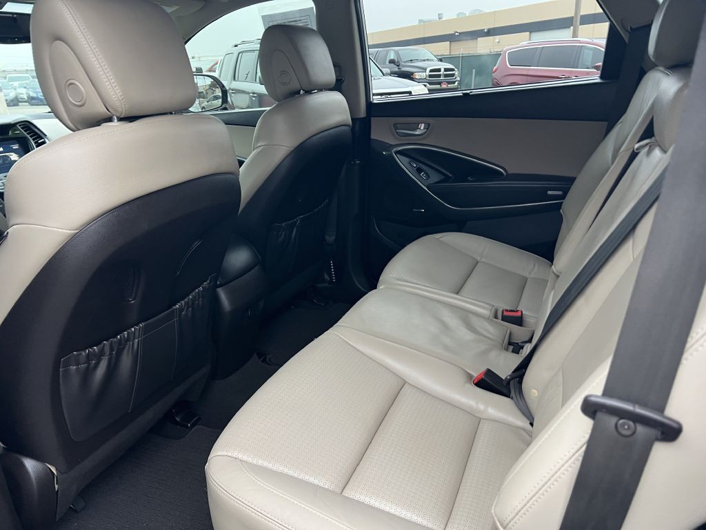 2014 Hyundai Santa Fe Image 7