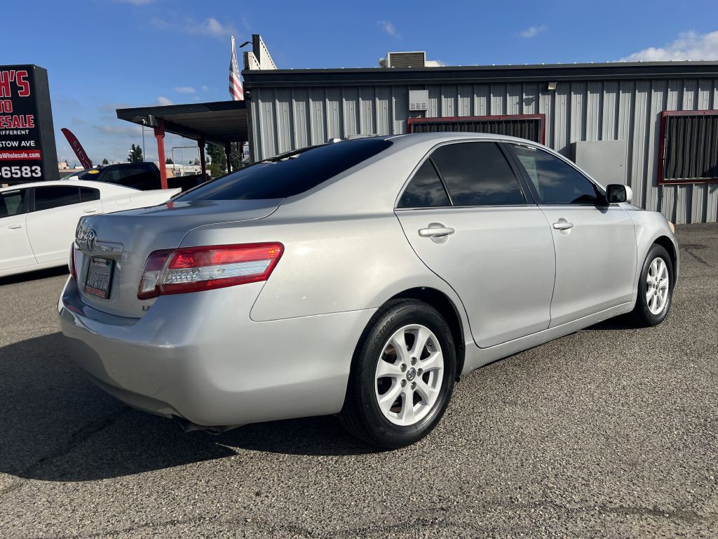 2010 Toyota Camry Image 6