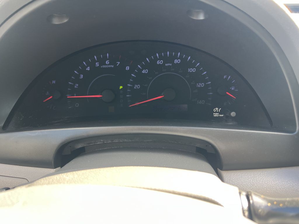 2010 Toyota Camry Image 11