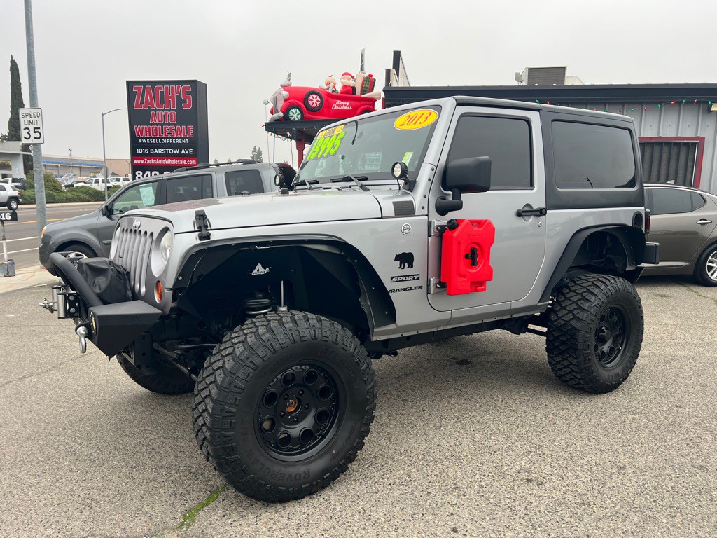 2013 Jeep Wrangler Image 1
