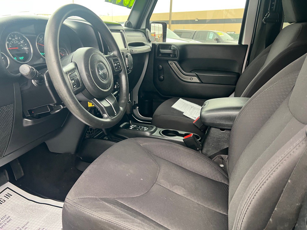 2013 Jeep Wrangler Image 7