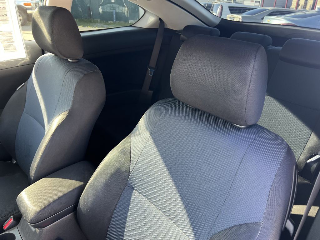 2010 Scion tC Image 8