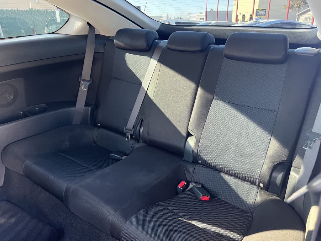 2010 Scion tC Image 9