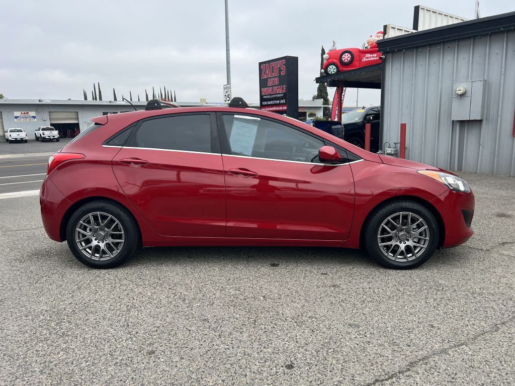 2016 Hyundai Elantra Image 5