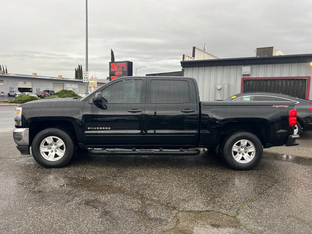 2017 Chevrolet Silverado 1500 Image 2